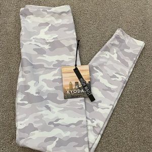 Kyodan Camo Leggings
